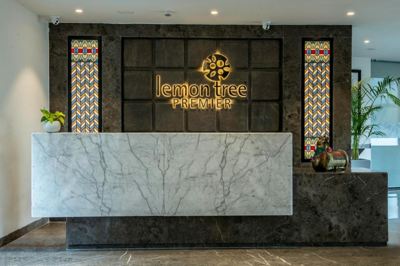 Lemon Tree Premier, Rishikesh Hotel Exterior photo